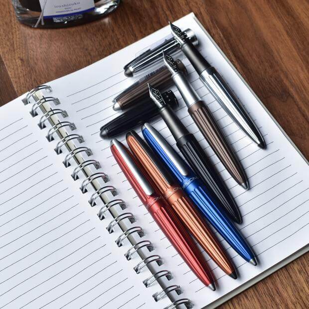 The Pen Review: Diplomat Aero - Mustard and Gray Ltd