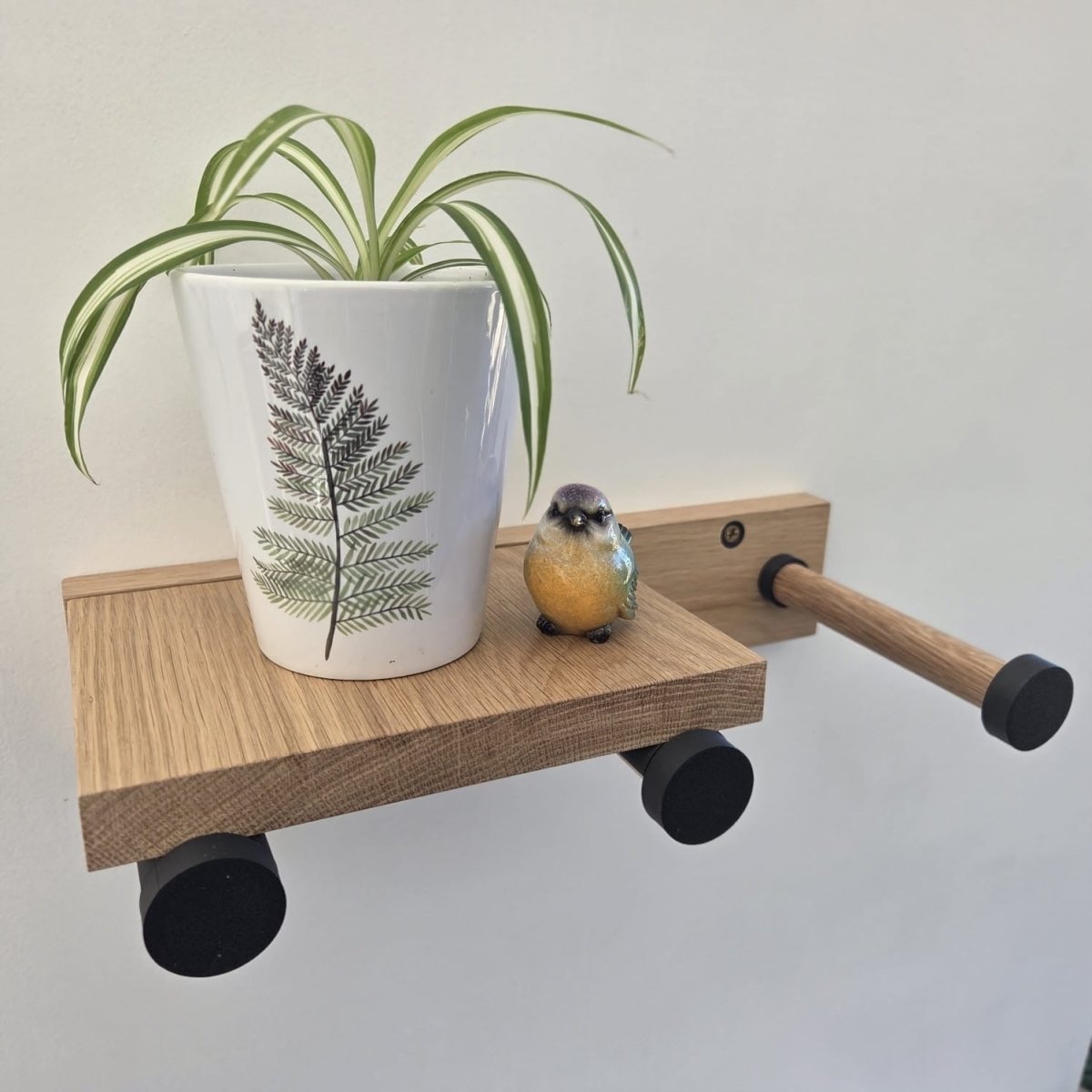 Hue & Hook; Hook Oak Peg Rail with Moveable Shelf