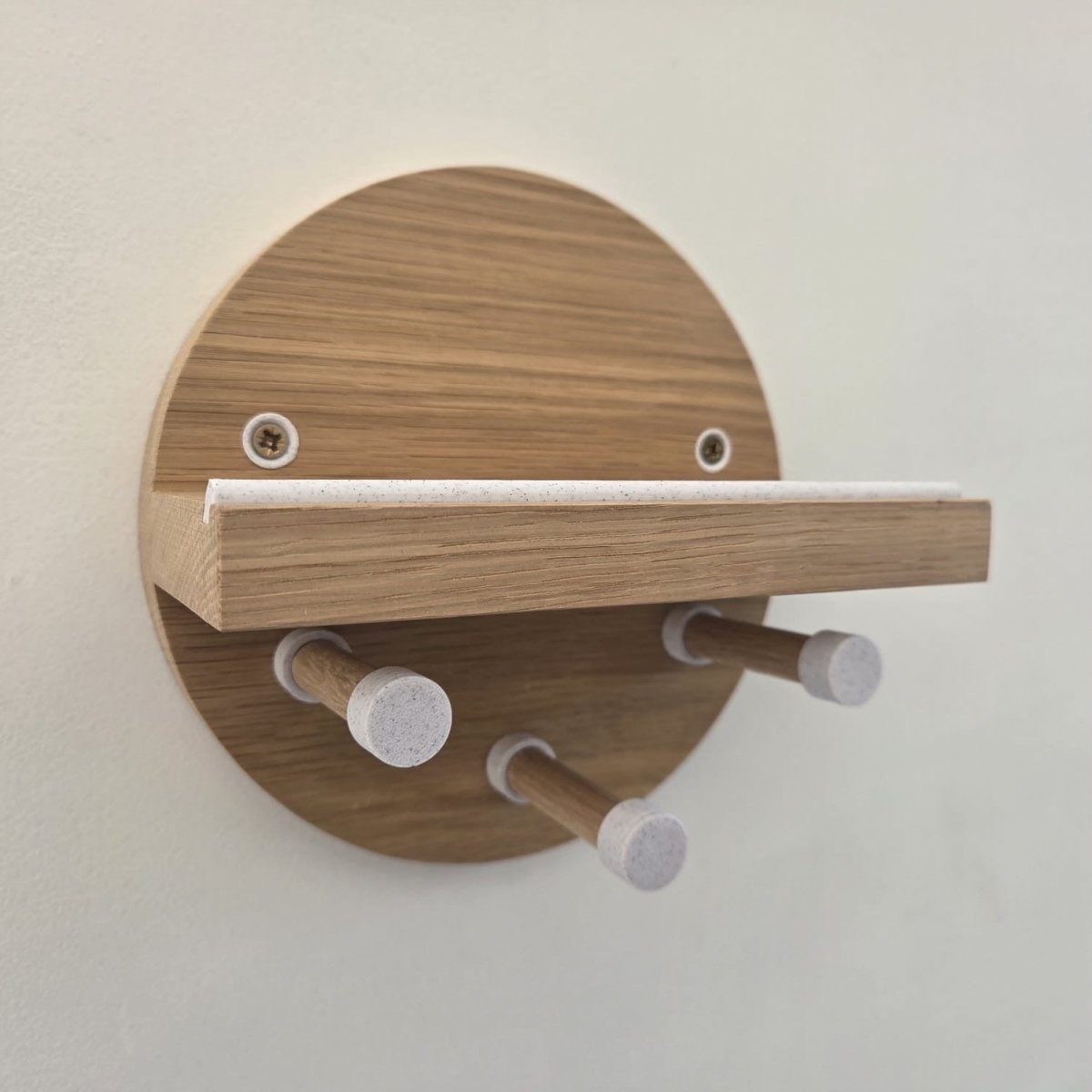 Hue & Hook Oak Circular Entryway Organiser with Shelf and Key Hooks