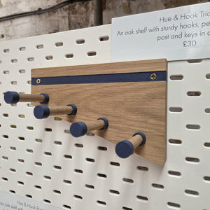 Hue & Hook Oak Entryway Key Holder with Wall - Mounted Hooks
