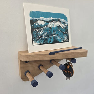 Hue & Hook Oak Entryway Organiser with Key Pegs and Shelf