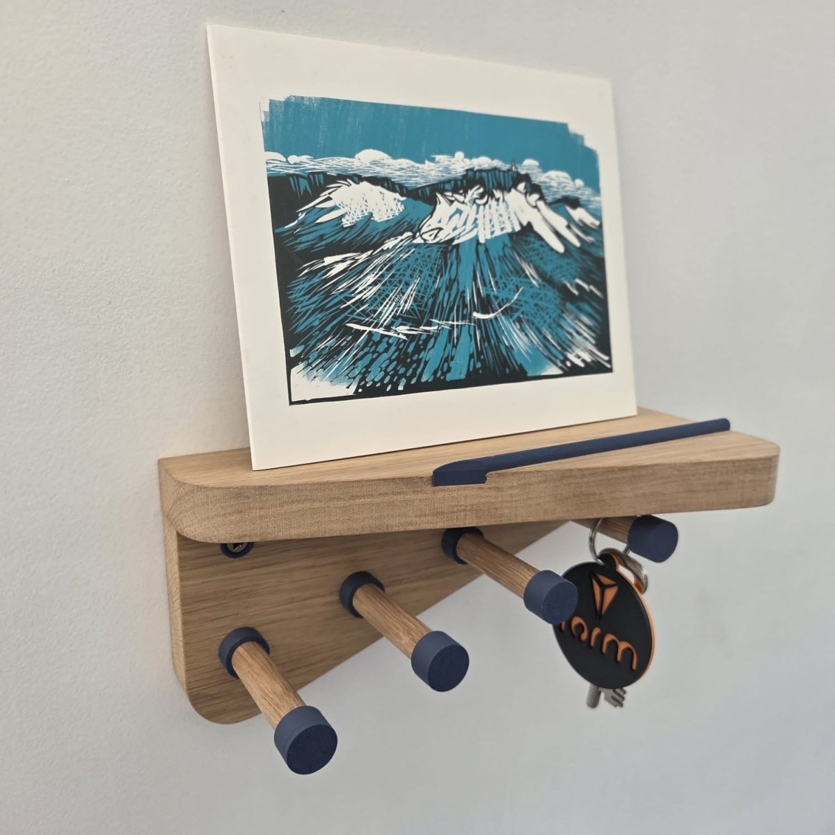 Hue & Hook Oak Entryway Organiser with Key Pegs and Shelf